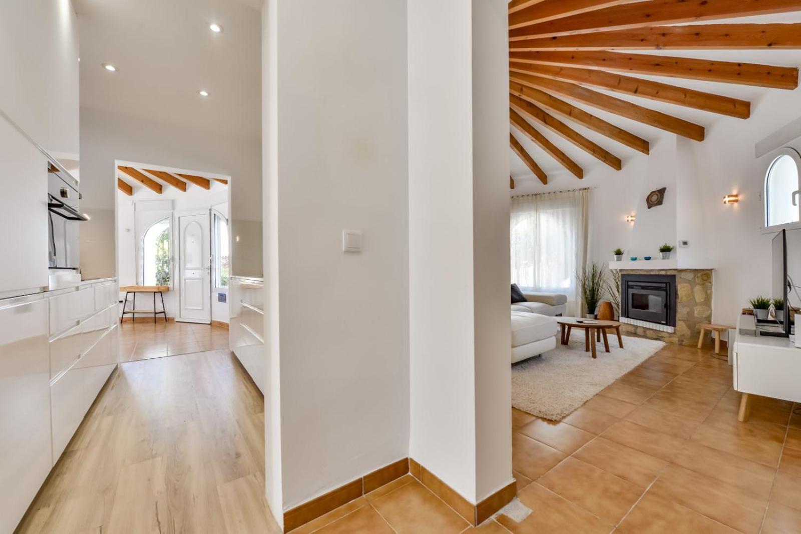 Villas Guzman - Villa Limon カルプ エクステリア 写真